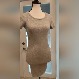 Forever 21 Heather Gray Ribbed Short Sleeve Top